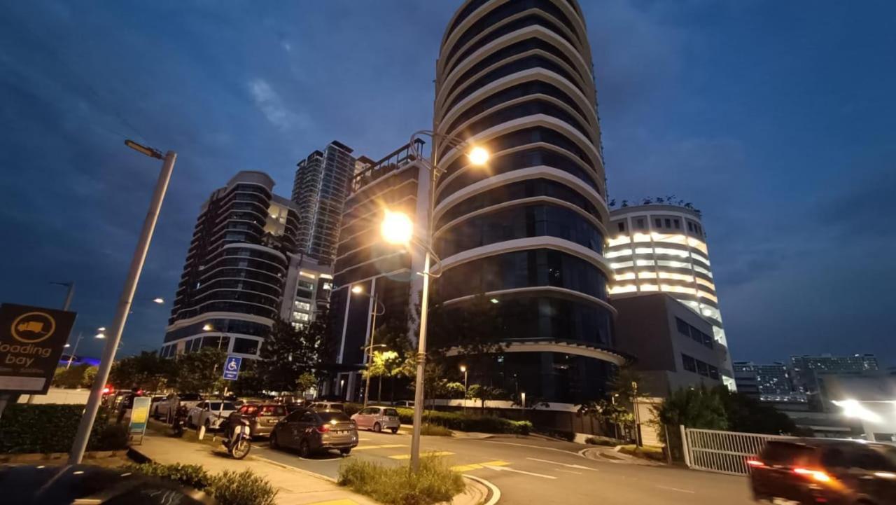 شقة Pacific Towers Star Seksyen 13 Pj Jaya One Parking Pool Kitchen بيتالينغ جايا المظهر الخارجي الصورة